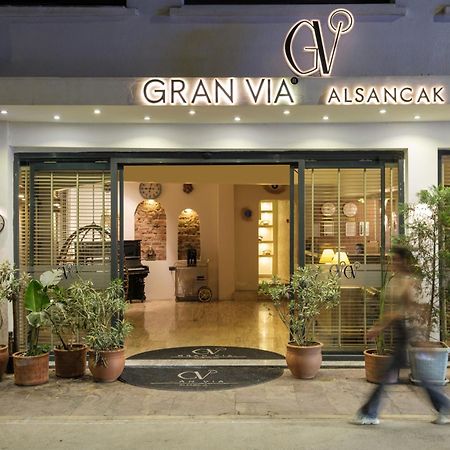 Gran Via Alsancak Hotel Izmir Exterior photo